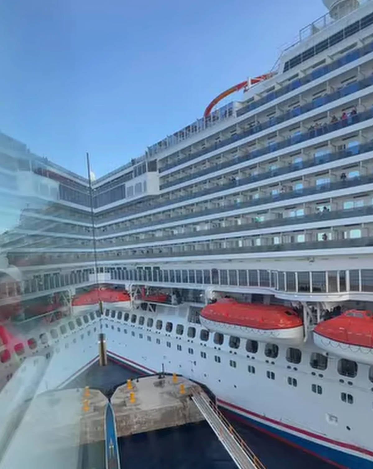 Carnival Breeze Scraping Pier in Cozumel