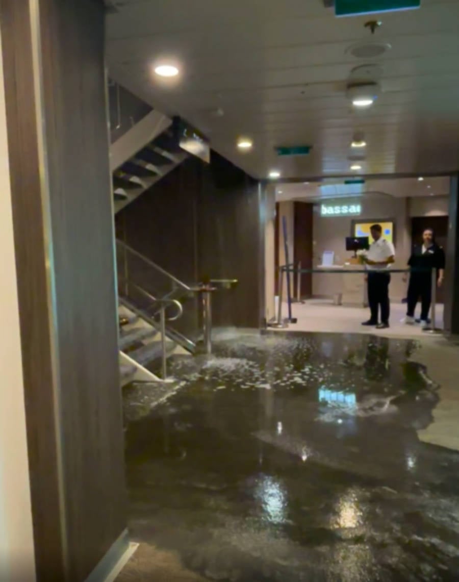 Flooding on Quantum of the Seas