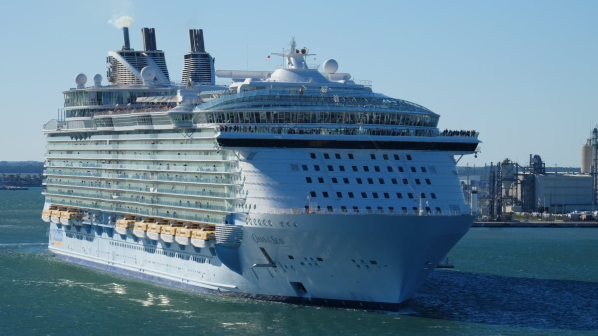 Oasis of the Seas Cruise Ship