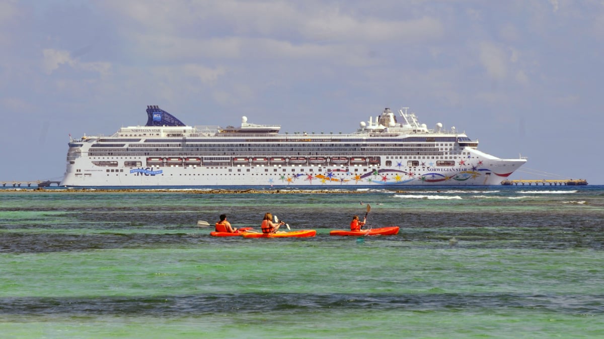 Shore Excursion Near Cruise Ship